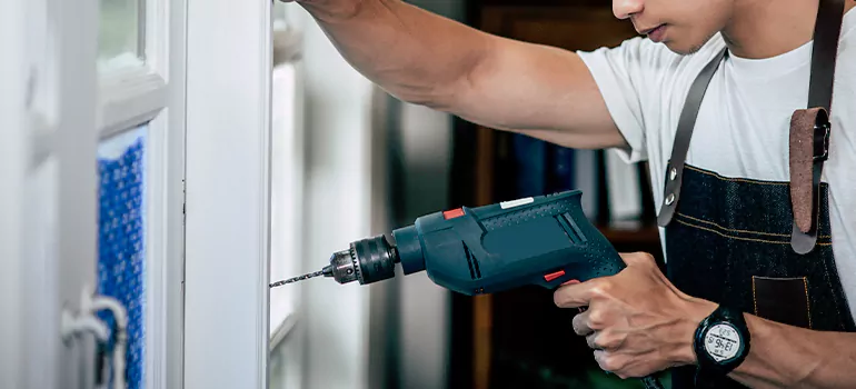 Residential Exterior Window Finishing in Lauderhill, FL