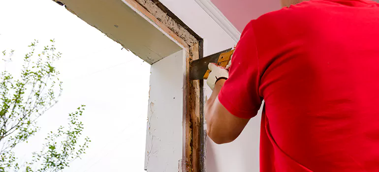 Residential Accordion Door Repair in Lauderhill, FL