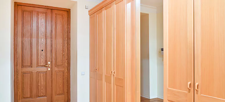 Glass Closet Door Repair in Lauderhill, FL